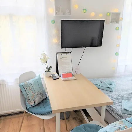 H2 - Urlaubsmagie - Garten, Pool, Terrasse, Grill 아파트 세브니츠