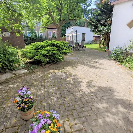 Appartement H2 - Urlaubsmagie - Garten, Pool, Terrasse, Grill Sebnitz