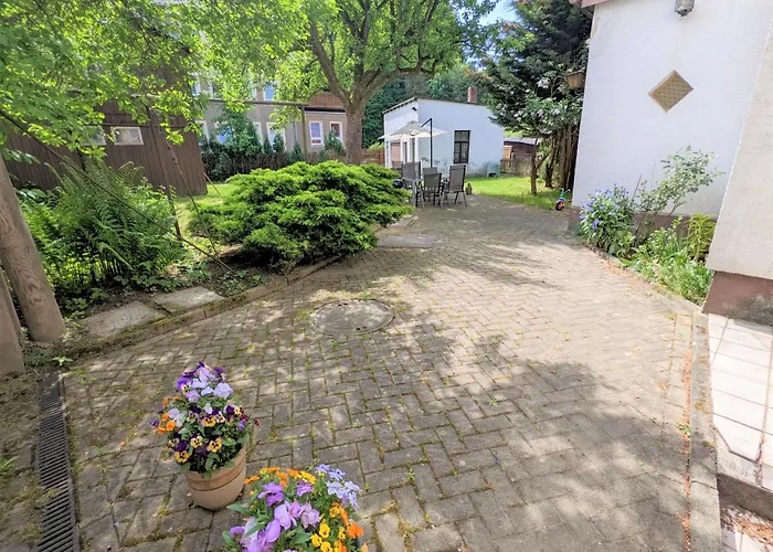 Appartement H2 - Urlaubsmagie - Garten, Pool, Terrasse, Grill Sebnitz