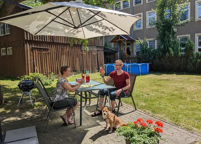 H2 - Urlaubsmagie - Garten, Pool, Terrasse, Grill Appartement Sebnitz